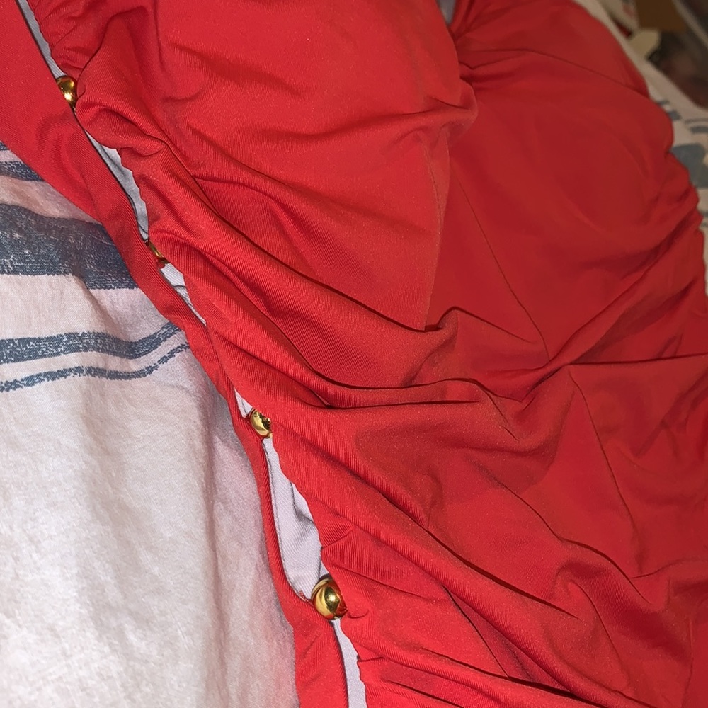 🔥Red Hotttt One piece with gold cut out details on the side